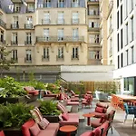 Hotel Citizenm Champs-élysées Parigi