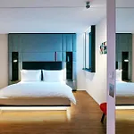 citizenM Paris Champs-Élysées