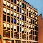 Citizenm Champs-élysées Hotel