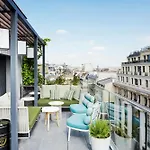 Hotel Citizenm Champs-élysées Parigi