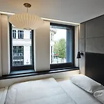 Hotel Citizenm Champs-élysées 4*