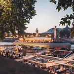 Hotel Citizenm Champs-élysées 4*